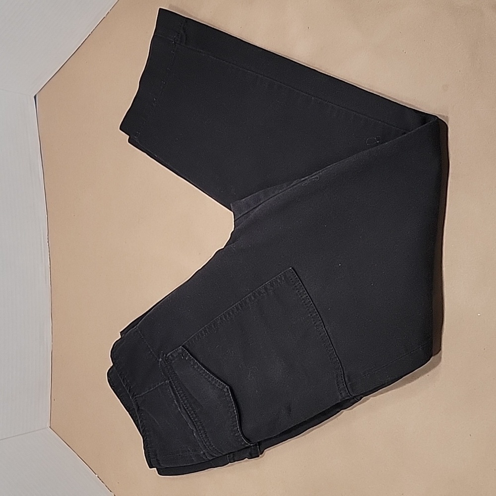 Reformation, Size 25, Black 'Cargo' Pants, Ankle Length, Gently Used Condition